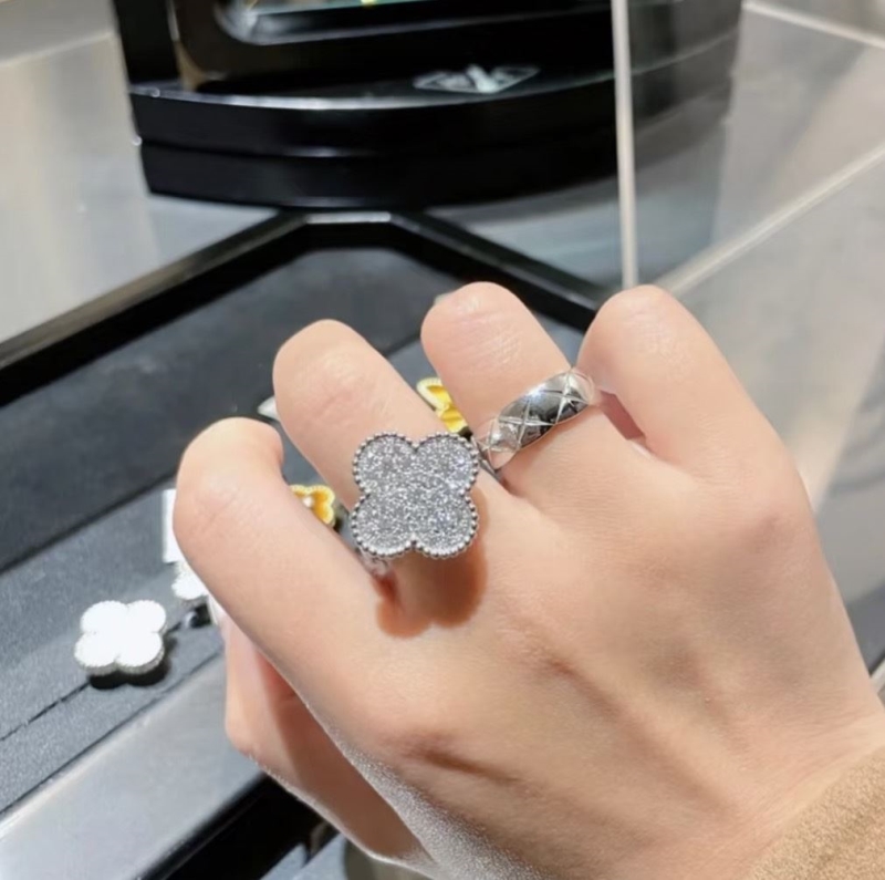 Vca Rings